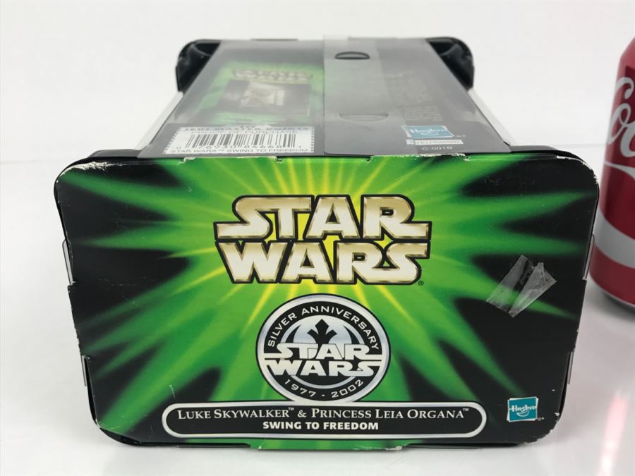 STAR WARS Silver Anniversary Edition Luke Skywalker and Princess Leia Organa Swing to Freedom Hasbro 2001 84668/84485 New In Box [Photo 12]