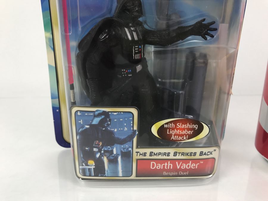 STAR WARS The Empire Strikes Back Darth Vader With Slashing Light Saber Attack Collection 1 Hasbro 2001 New On Card [Photo 6]