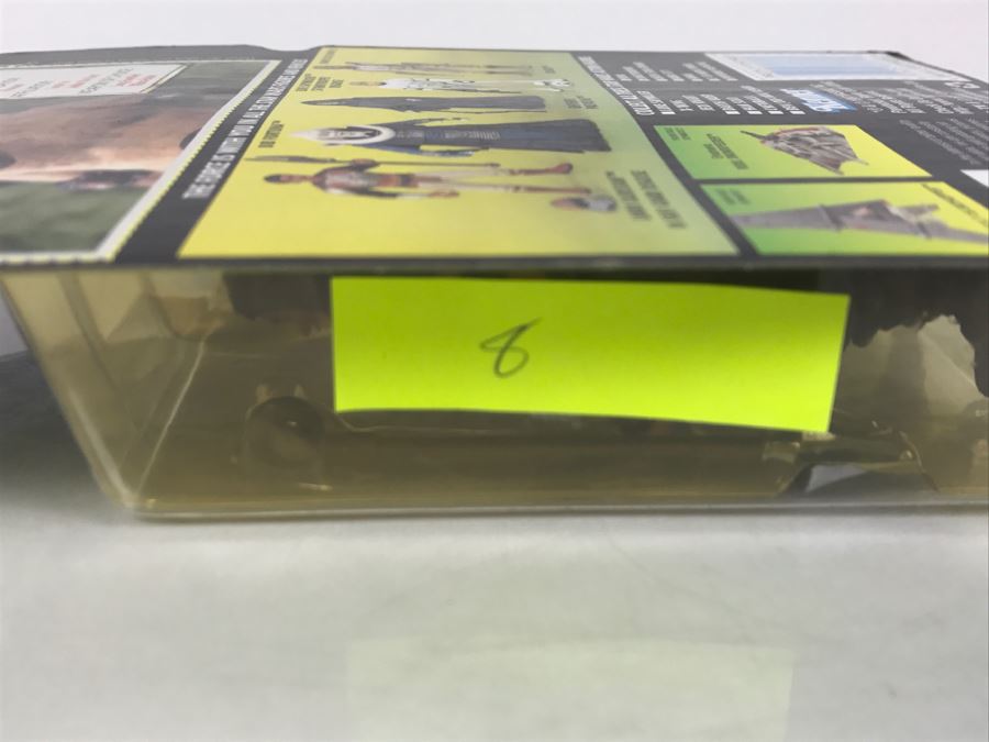 STAR WARS The Power Of The Force Malakili Rancor Keeper Collection 2 Kenner Hasbro 1997 69605/69723  New On Card [Photo 14]