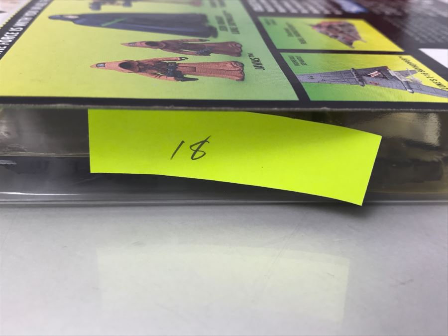 STAR WARS The Power Of The Force Sandtrooper with Heavy Blaster Rifle Collection 1 Kenner Hasbro 1996  69570/69601 New On Card [Photo 16]