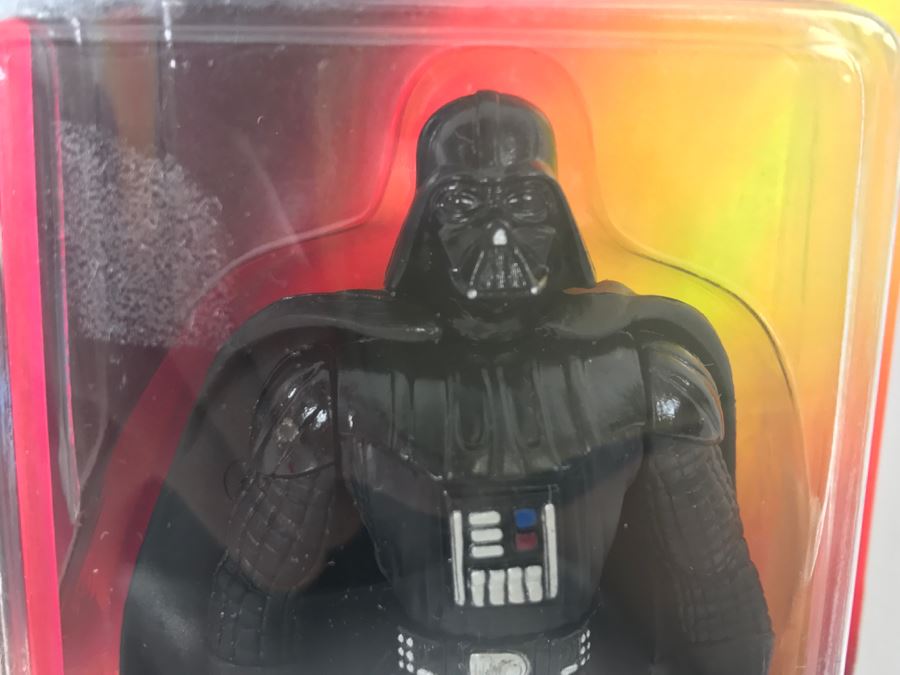 STAR WARS The Power Of The Force Darth Vader With Lightsaber And Removable Cape Kenner Tonka Hasbro 1995  69570/69572 New On Card [Photo 6]