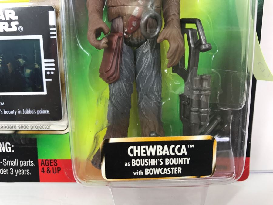 STAR WARS The Power Of The Force Chewbacca as Boushh’s Bounty With Bowcaster Freeze Frame Action Slide Collection 1 Kenner Hasbro 1998 69570/69882 New On Card [Photo 5]