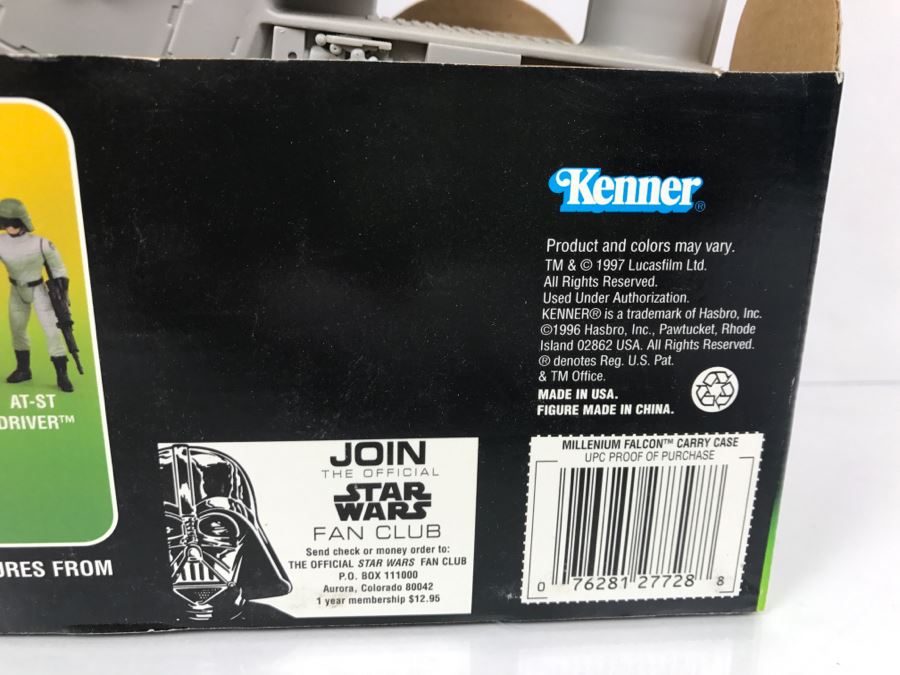 STAR WARS The Power Of The Force Millennium Falcon Carry Case With Wedge Antilles Kenner Hasbro 1997 New In Box [Photo 14]