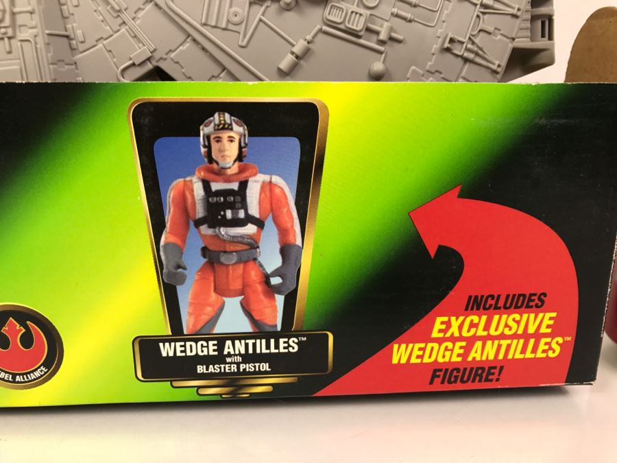 STAR WARS The Power Of The Force Millennium Falcon Carry Case With Wedge Antilles Kenner Hasbro 1997 New In Box [Photo 5]