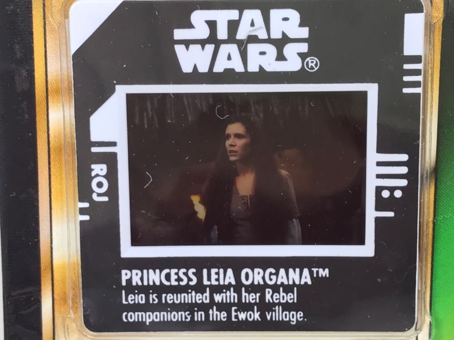 STAR WARS The Power Of The Force Princess Leia Organa in Ewok Celebration Outfit Freeze Frame Action Slide Collection 1 Kenner Hasbro 1997 69570/69714 New On Card [Photo 8]