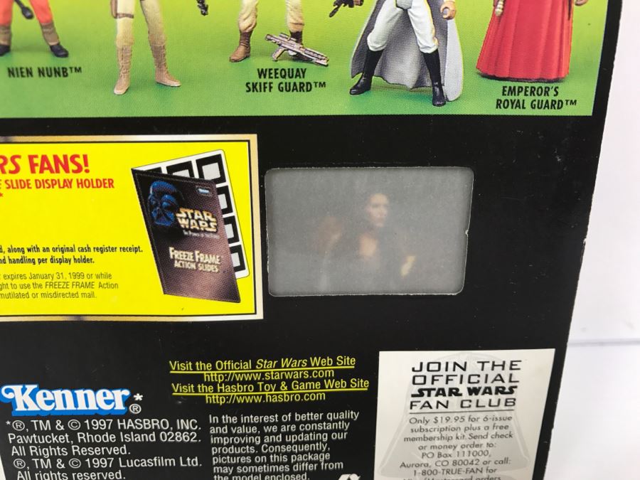 STAR WARS The Power Of The Force Princess Leia Organa in Ewok Celebration Outfit Freeze Frame Action Slide Collection 1 Kenner Hasbro 1997 69570/69714 New On Card [Photo 13]