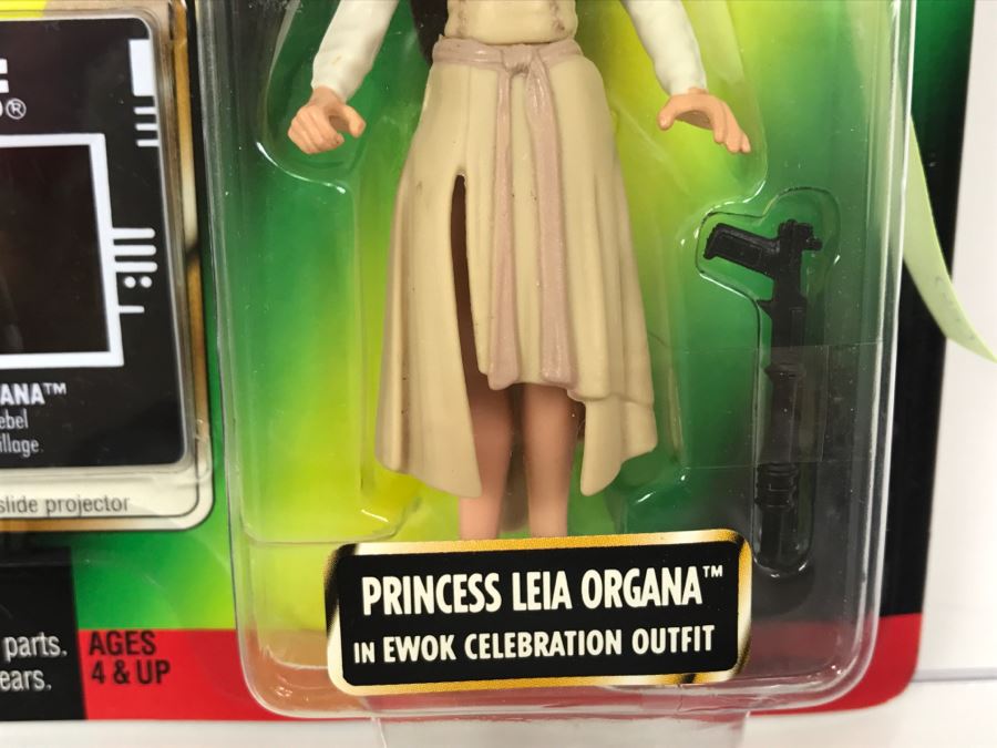 STAR WARS The Power Of The Force Princess Leia Organa in Ewok Celebration Outfit Freeze Frame Action Slide Collection 1 Kenner Hasbro 1997 69570/69714 New On Card [Photo 5]