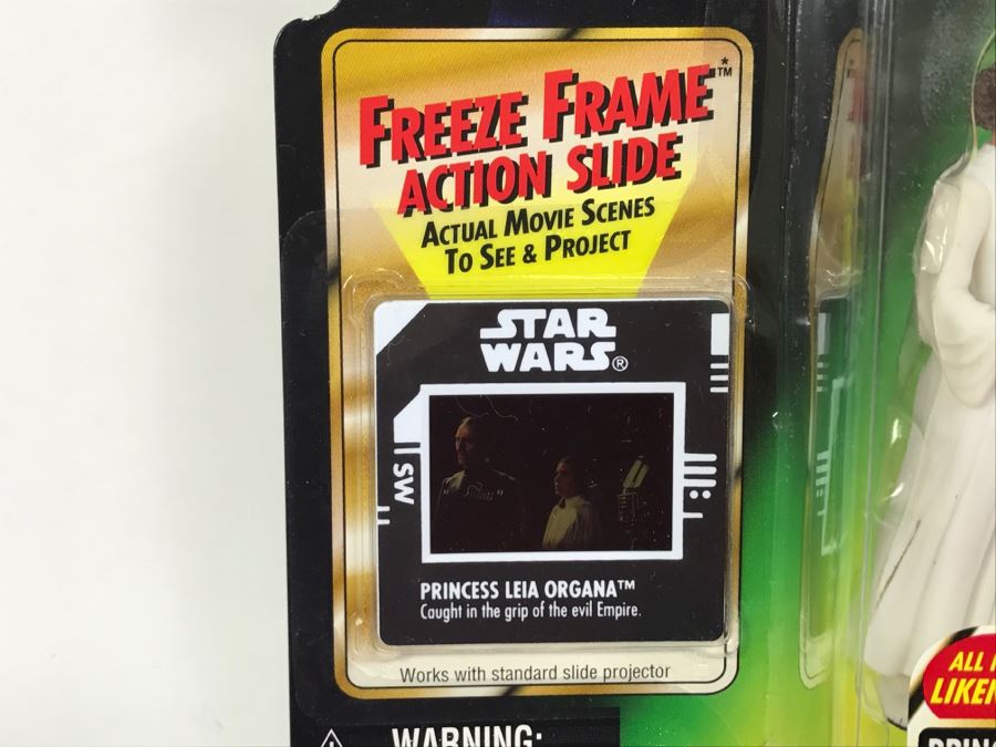 STAR WARS The Power Of The Force Princess Leia Organa With Blaster Rifle And Long Barreled Pistol Freeze Frame Action Slide Collection 1 Kenner Hasbro 1997 69570/69824 New On Card [Photo 6]