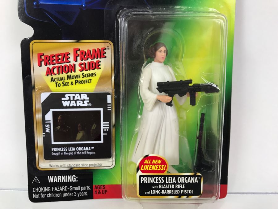 STAR WARS The Power Of The Force Princess Leia Organa With Blaster Rifle And Long Barreled Pistol Freeze Frame Action Slide Collection 1 Kenner Hasbro 1997 69570/69824 New On Card [Photo 3]