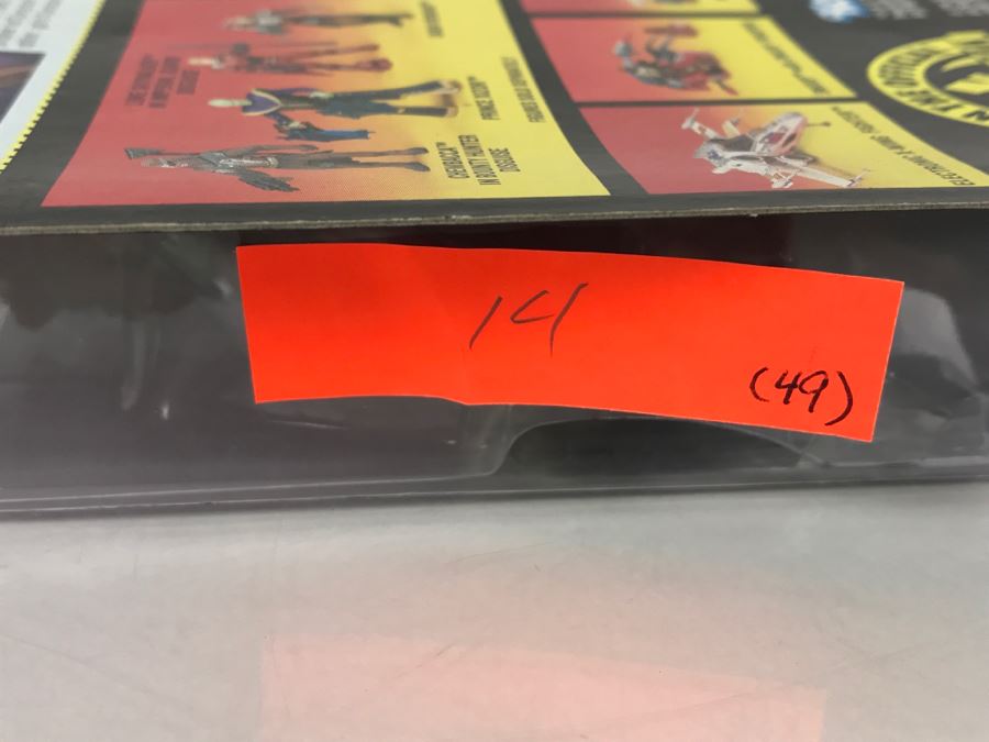 STAR WARS Shadows Of The Empire Chewbacca In Bounty Hunter Disguise With Vibro Axe And Heavy Blaster Rifle Kenner Hasbro 1996 69605/69562 New On Card [Photo 12]