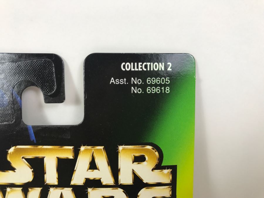 STAR WARS The Power Of The Force 2-1B Medic Droid With Medical Diagnostic Computer Collection 2 Kenner Hasbro 1996 69605/69618 New On Card [Photo 3]