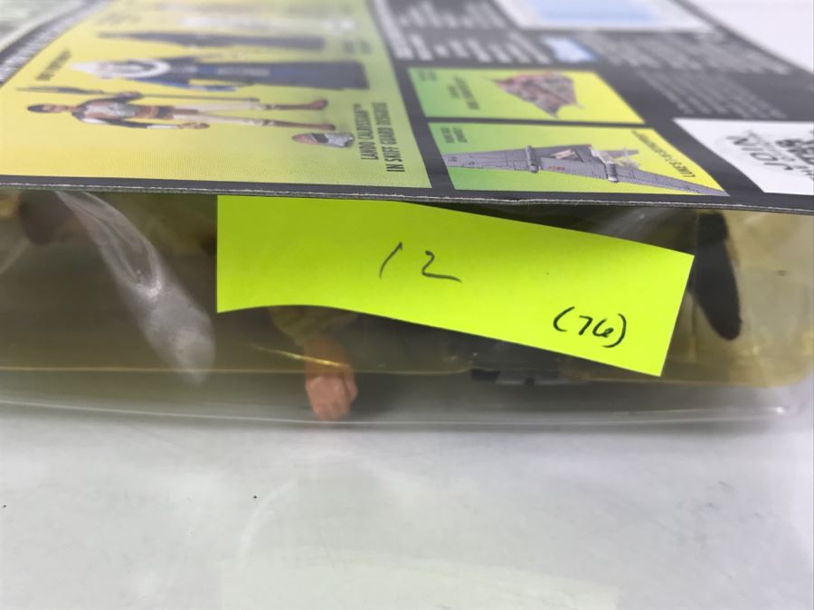 STAR WARS The Power Of The Force Han Solo In Endor Gear With Blaster Pistol Collection 1 Kenner Hasbro 1996 69570/69621 New On Card [Photo 12]