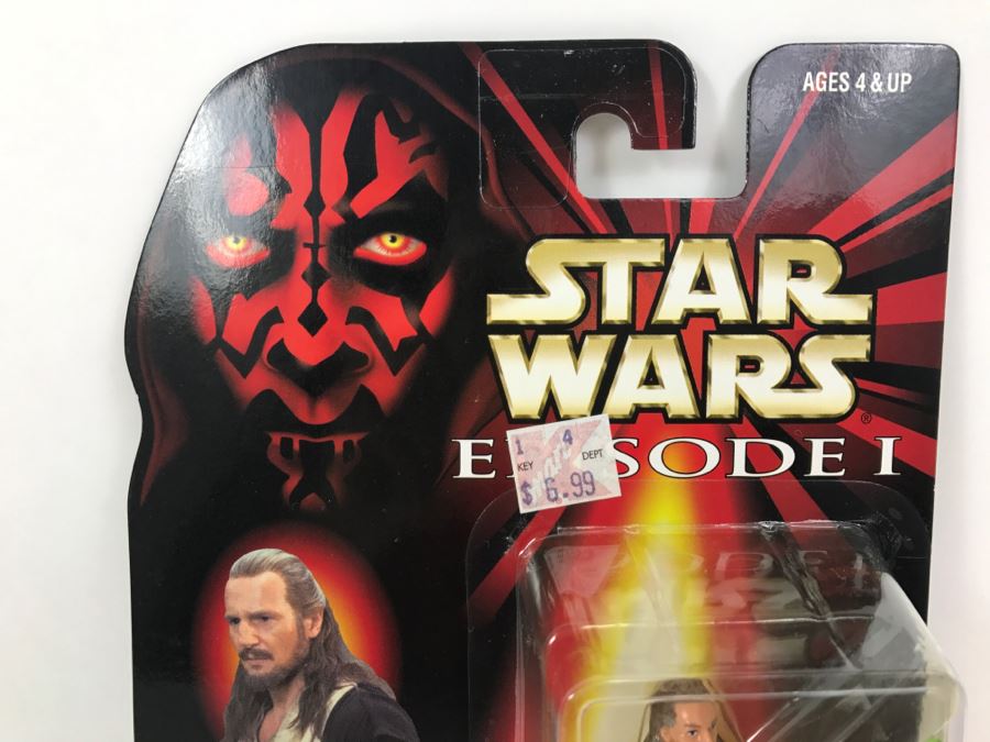 STAR WARS Episode 1 Qui-Gon Jinn Jedi Duel With Lightsaber CommTech Chip Collection 1 Hasbro 1998 84085/84072 New On Card [Photo 2]