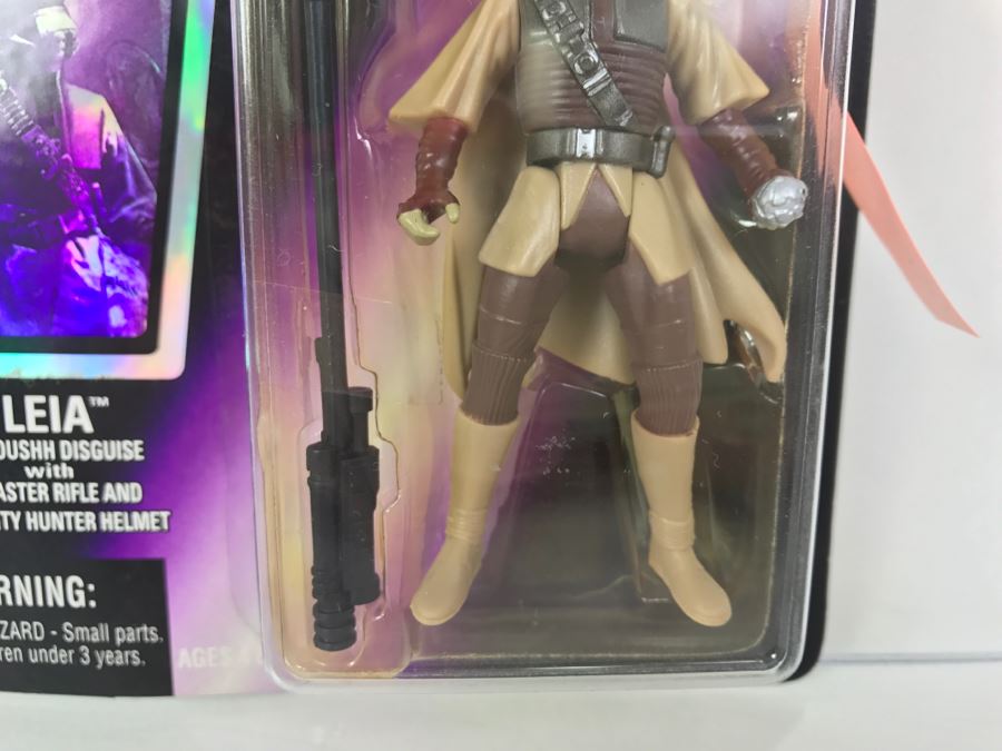 STAR WARS Shadows Of The Empire Leia In Boushn Disguise With Blaster ...