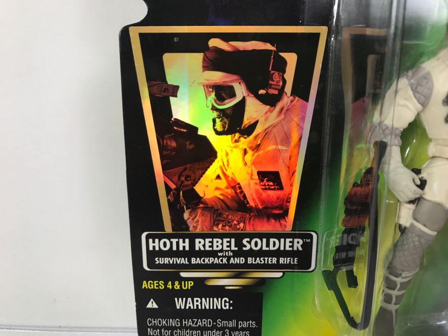 STAR WARS The Power Of The Force Hoth Rebel Soldier With Survival Backpack And Blaster Rifle Collection 2 Kenner Hasbro 1996 69605/69631 New On Card [Photo 7]