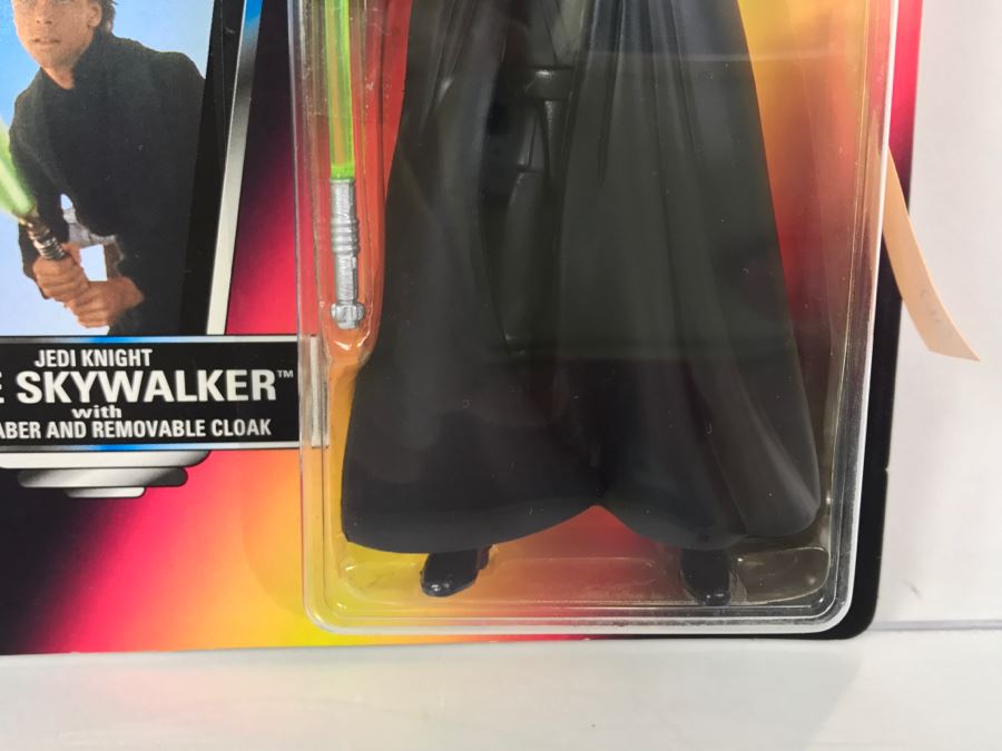 STAR WARS The Power Of The Force Luke Skywalker With Lightsaber And Removable Cloak Kenner Hasbro 1996 69605/69596 New On Card [Photo 6]