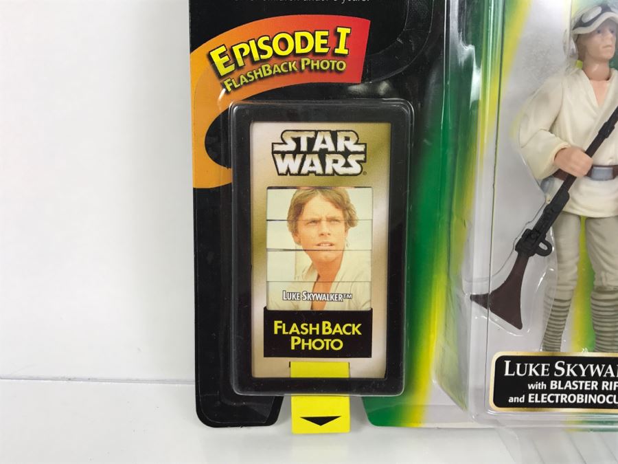STAR WARS The Power Of The Force Luke Skywalker With Blaster Rifle And Electrobinoculars Episode 1 Flashback Photo Kenner Hasbro 1998 69680/84036 New On Card [Photo 7]