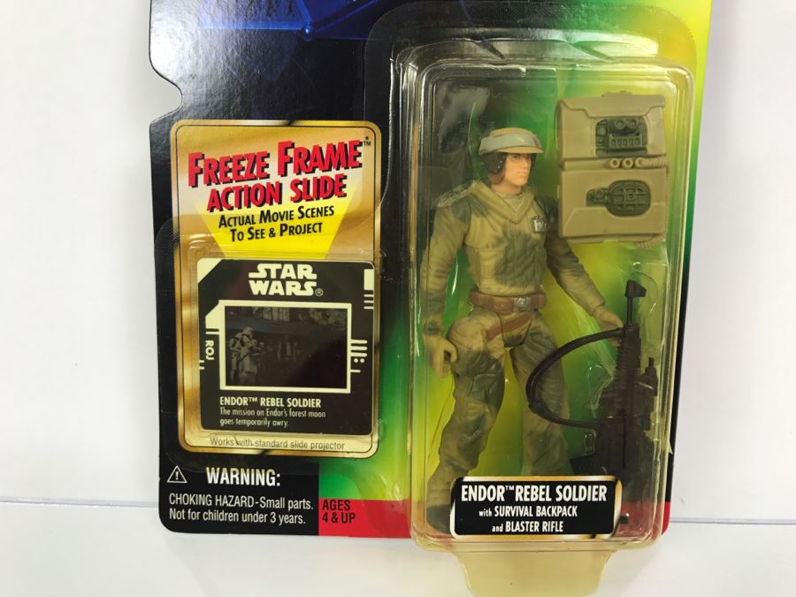 STAR WARS The Power Of The Force Endor Rebel Soldier With Survival Backpack And Blaster Rifle Freeze Frame Action Slide Collection 1 Kenner Hasbro 1997 69570/69716 New On Card [Photo 3]