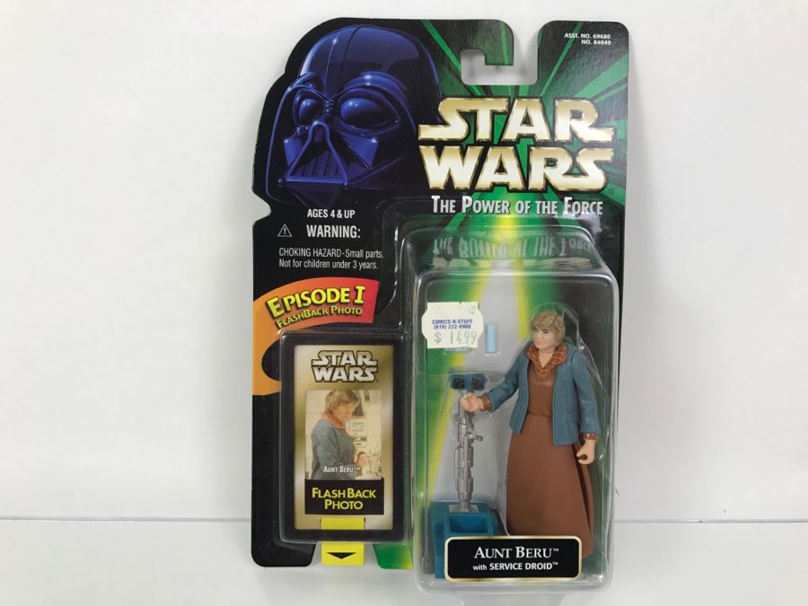 STAR WARS Episode 1 Aunt Beru With Service Droid Flashback Photo Hasbro 1998 69680/84049 New On Card [Photo 1]