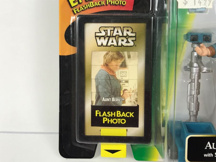 STAR WARS Episode 1 Aunt Beru With Service Droid Flashback Photo Hasbro 1998 69680/84049 New On Card [Photo 7]