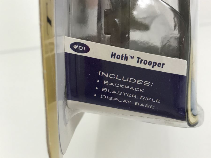 STAR WARS The Empire Strikes Back Hoth Evacuation Hoth Trooper #01 Hasbro 2003 84725/84715 New On Card [Photo 7]