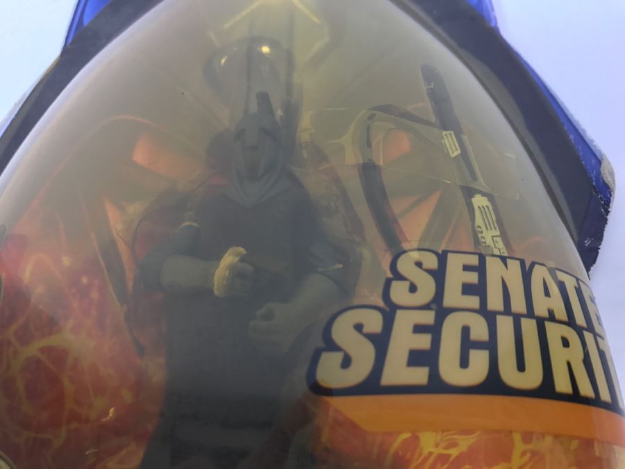 STAR WARS Revenge Of The Sith Senate Security Royal Guard Black 23 Collection 2 Hasbro 2005 85295/85174  New On Card [Photo 2]