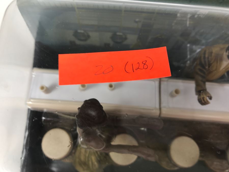 STAR WARS Mos Eisley Cantina Scene 1 Dr Evazan, Wuher, Kitik Keed’kak Hasbro 2004 34516 New In Box [Photo 14]