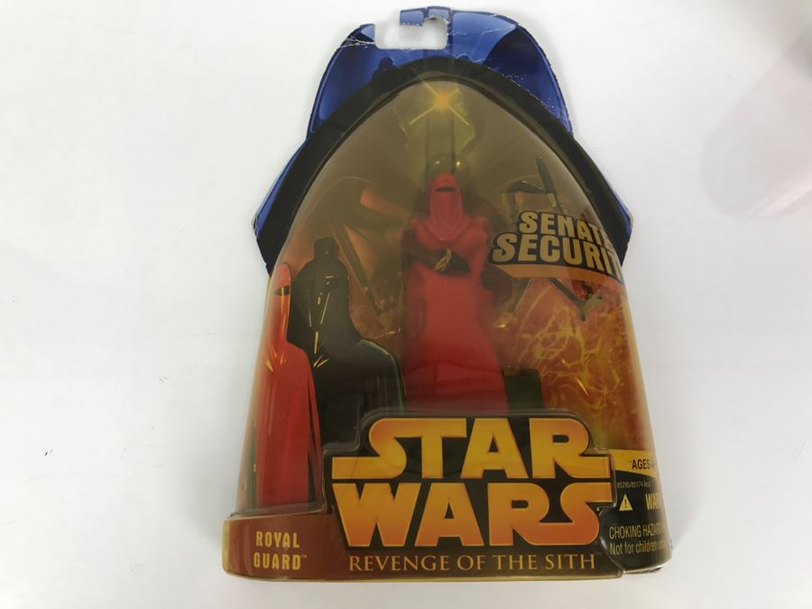 STAR WARS Revenge Of The Sith Senate Security Royal Guard Red 23 Collection 2 Hasbro 2005 85295/85174  New On Card