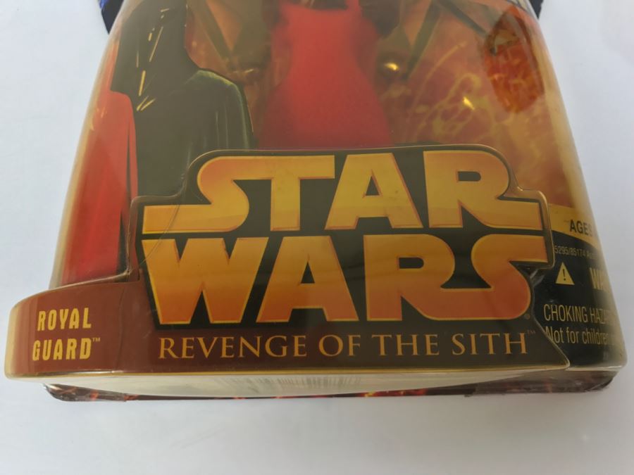 STAR WARS Revenge Of The Sith Senate Security Royal Guard Red 23 Collection 2 Hasbro 2005 85295/85174  New On Card [Photo 5]