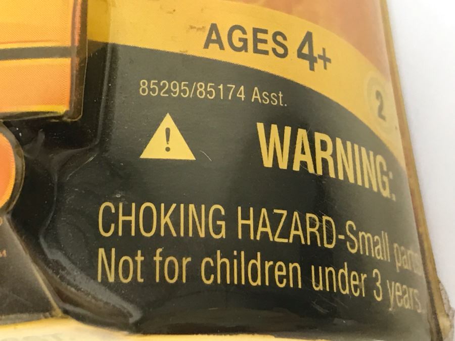 STAR WARS Revenge Of The Sith Senate Security Royal Guard Red 23 Collection 2 Hasbro 2005 85295/85174  New On Card [Photo 7]