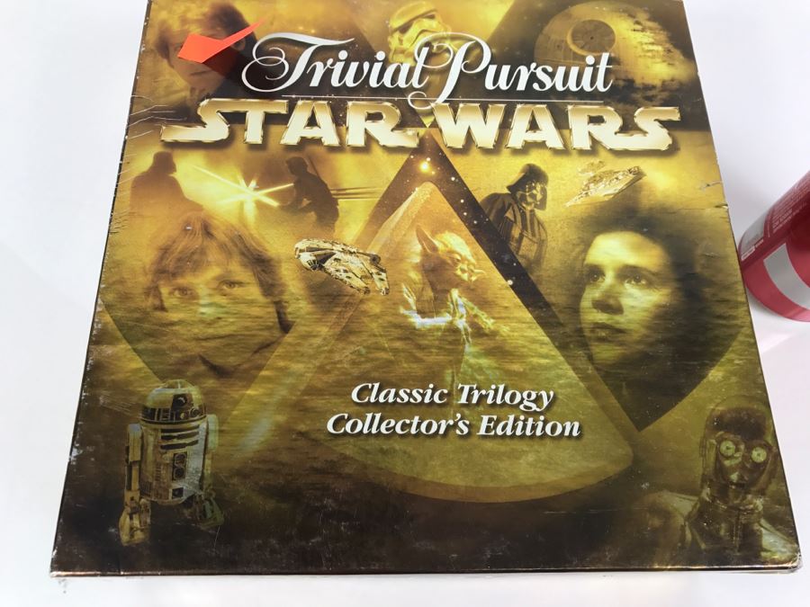 Star Wars Trivial Pursuit classic trilogy. shops Collectors edition