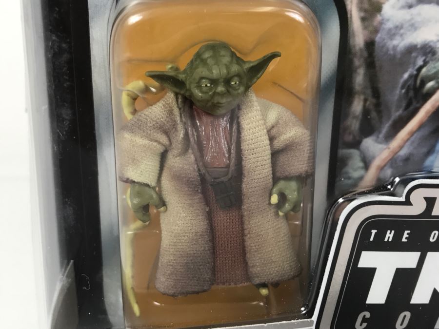 STAR WARS The Original Trilogy Collection The Empire Strikes Back Yoda Hasbro 2004 85237 New On Card [Photo 6]