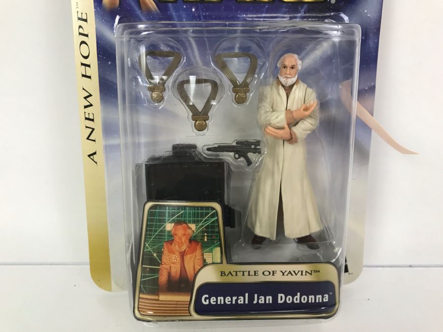 STAR WARS A New Hope General Jan Dodonna Battle Of Yavin 12 Hasbro 2004 84766/84715 New On Card