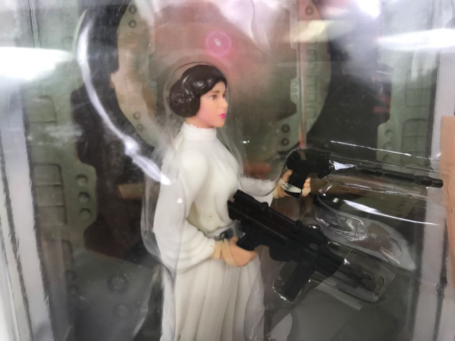 STAR WARS The Original Trilogy Collection A New Hope Princess Leia #09 Hasbro 2004 85192/84715 New On Card [Photo 4]