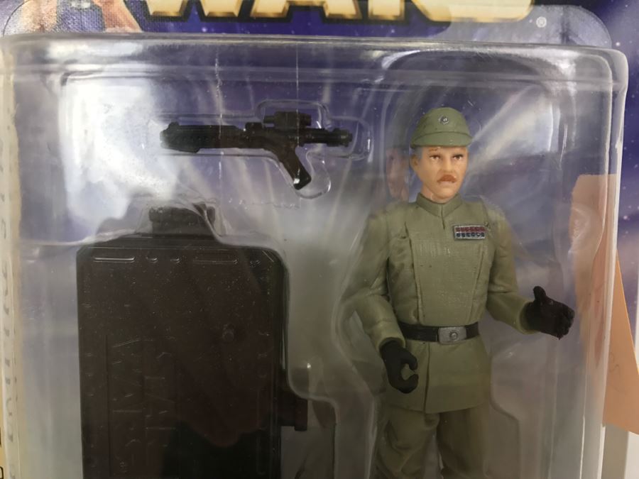 STAR WARS The Empire Strikes Back Executor Assault Admiral Ozzel #15 Hasbro 2004 84770/84715 New On Card [Photo 4]