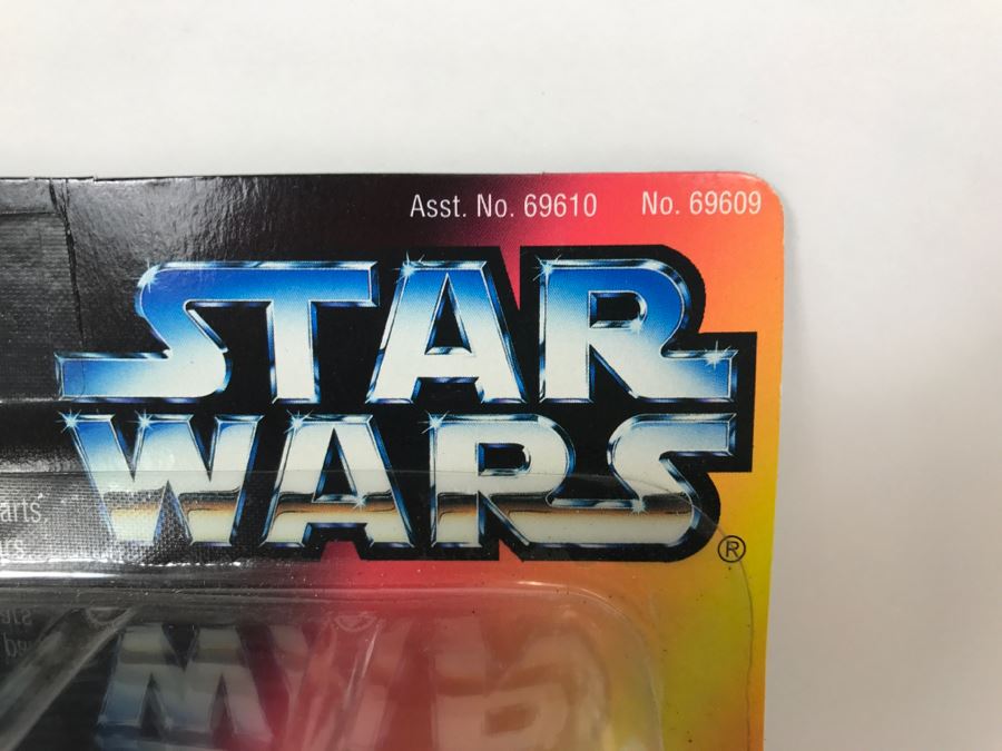 STAR WARS Deluxe Crowd Control Stormtrooper With Flight-Action Thruster Pack Ans Capture Claw Kenner Hasbro 1996 69610/69609 New On Card [Photo 3]