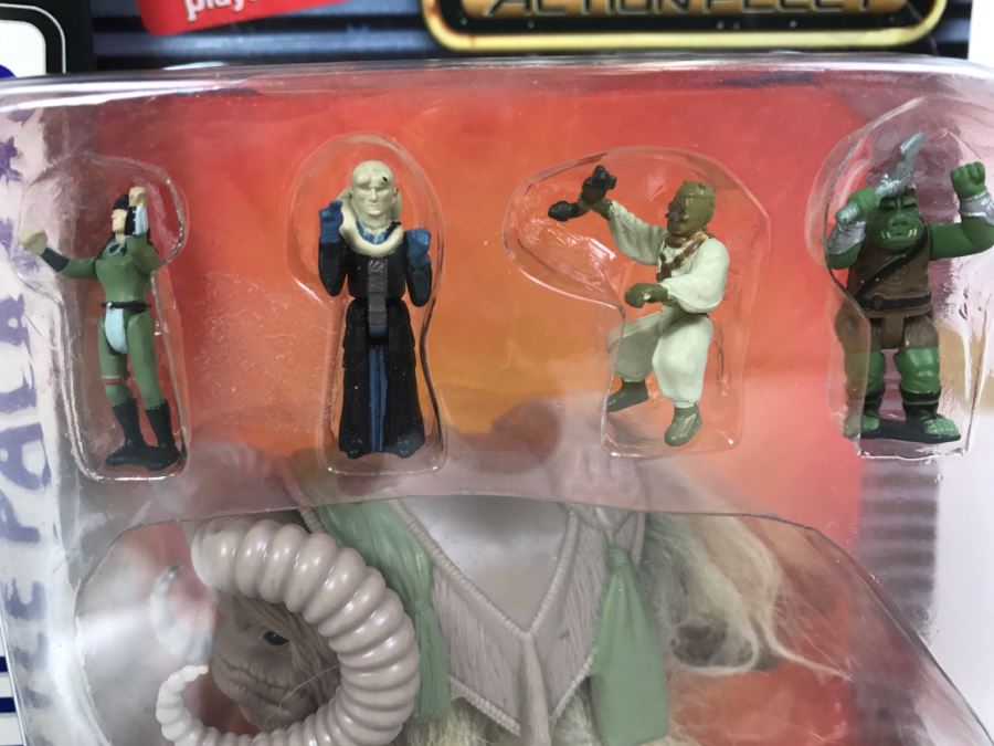 STAR WARS Action Fleet Battle Packs #3 Aliens & Creatures Bantha With Posable-Action Figures Tusken Raider, Gamorrean Guard, Bib Fortuna, Bre Tonnika Galoob 1996 68010 New On Card [Photo 4]