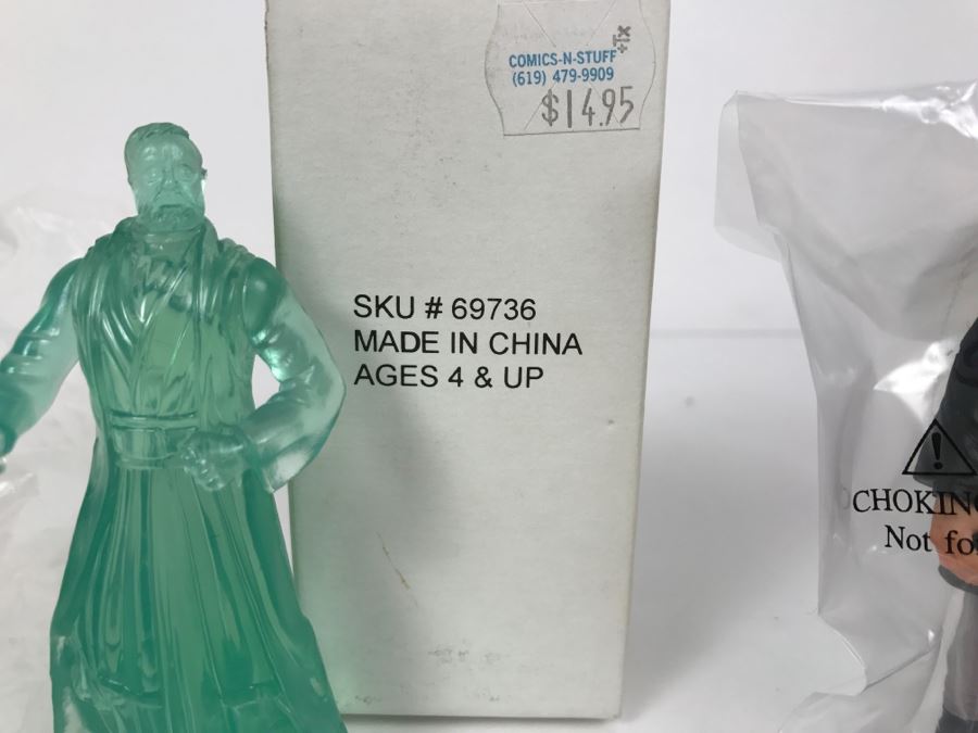 STAR WARS Two Figures SKU# 69736 And SKU# 69734 Made In China New In Box [Photo 3]