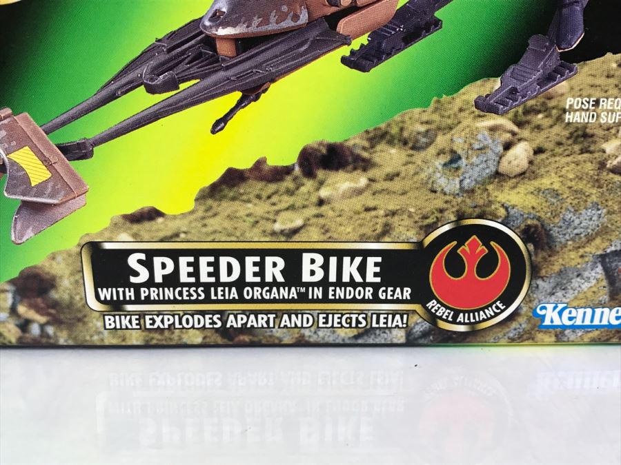 STAR WARS The Power Of The Force Speeder Bike With Princess Leia Organa In Endor Gear Kenner Hasbro 69760 1997 New In Box [Photo 4]