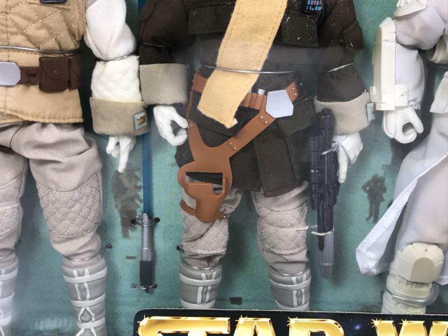 STAR WARS Action Collection Figure Pack With Luke Skywalker, Hans Solo, Snowtrooper And AT-AT Driver Kenner Hasbro 57109 1998 New In Box [Photo 14]