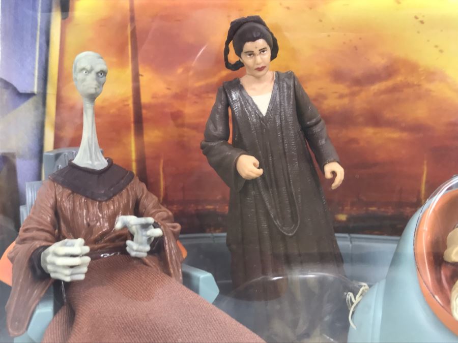 STAR WARS The Phantom Menace Jedi High Council Featuring Yarael Poof, Depa Billaba and Yaddle Hasbro 2003 84701/84997 New In Box [Photo 4]