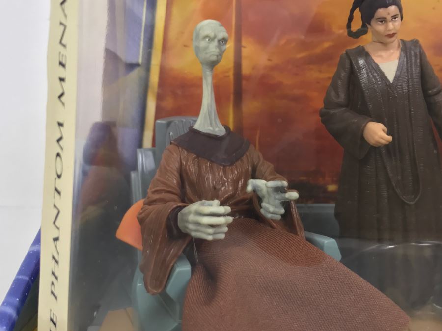 STAR WARS The Phantom Menace Jedi High Council Featuring Yarael Poof, Depa Billaba and Yaddle Hasbro 2003 84701/84997 New In Box [Photo 3]