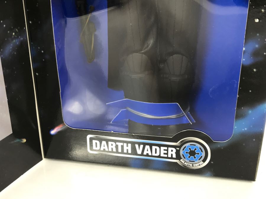 STAR WARS Collector Series Darth Vader Kenner Hasbro 1996 27726/27723 New In Box [Photo 9]