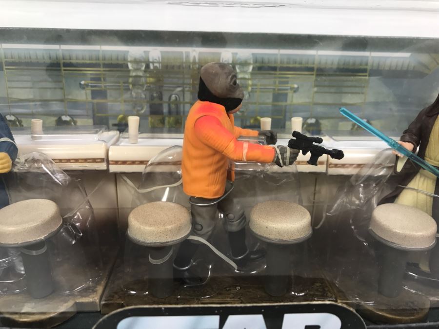 STAR WARS Mos Eisley Cantina Scene 2 Obi-Wan Kenobi, Ponda Baba, And Zutton Hasbro 2004 34527 New In Box [Photo 4]