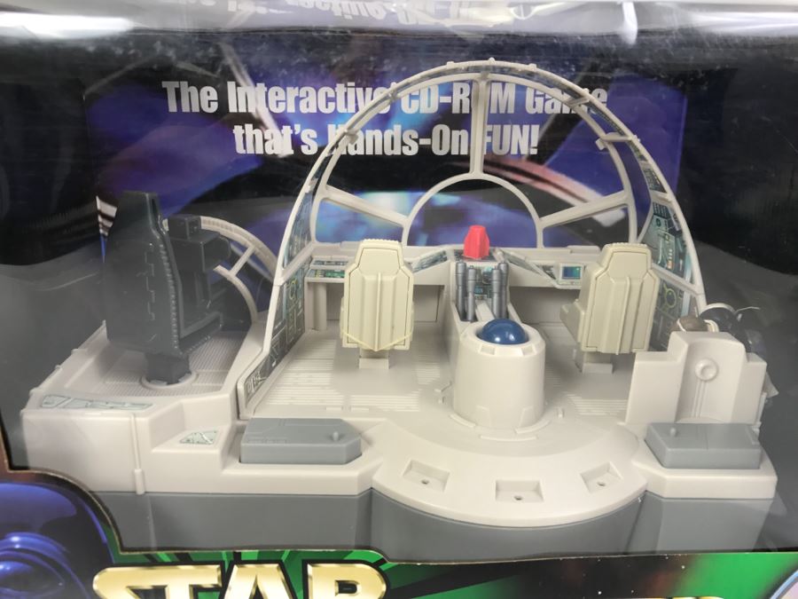 STAR WARS Millenium Falcon CD-Rom Playset Hasbro 1998 99180 New In Box [Photo 3]