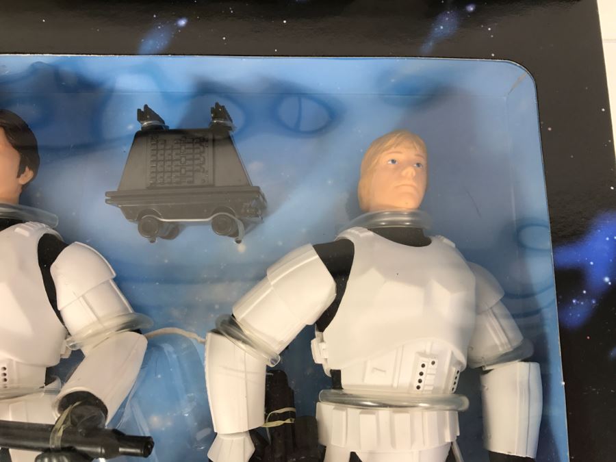 STAR WARS Collector Series Rebel Alliance Han Solo and Luke Skywalker In Stormtrooper Gear Limited Edition For KB Toys Kenner Hasbro 1996 27867 New In Box [Photo 12]
