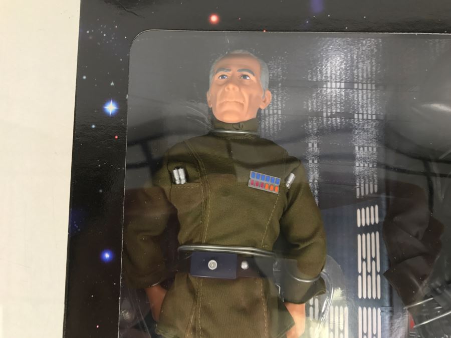 STAR WARS Collector Series Grand Moff Tarkin And Imperial Gunner With Interrogation Droid Kenner Hasbro 1997 27923 New In Box [Photo 10]
