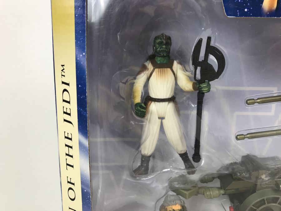 STAR WARS Return Of The Jedi Skirmish At Carkoon With Barada, Han Solo, Nikto Skiff Guard, and Klaatu Hasbro 2004 34511 New In Box [Photo 2]
