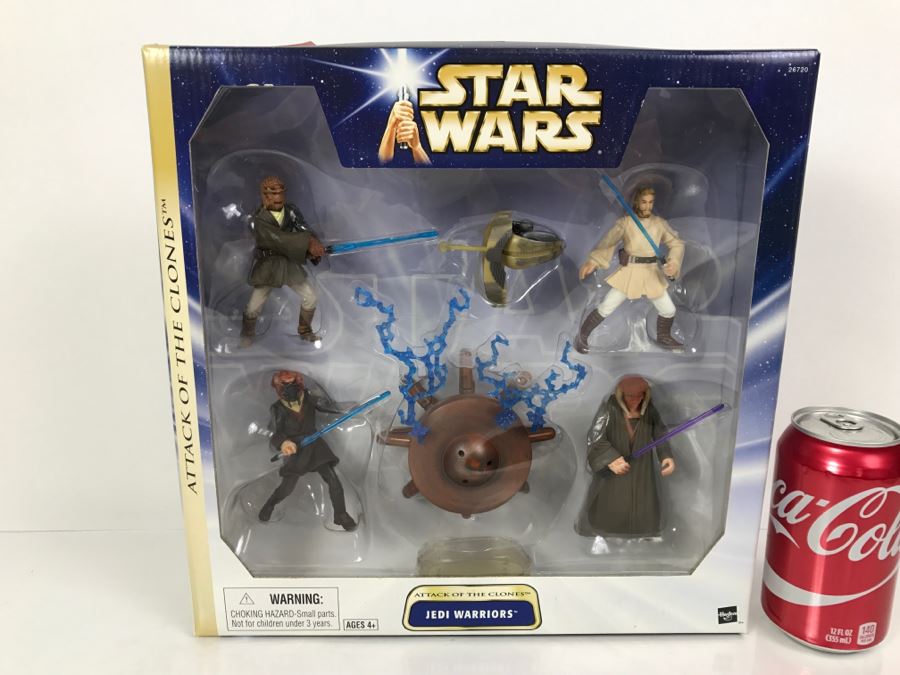 STAR WARS Attack Of The Clones Jedi Warriors With Nikto Jedi, Plo Koon, Saesee Tiin, Obi-Wan Kenobi, Assasin Droid, And Containment Field Hasbro 2003 26720 New In box [Photo 2]