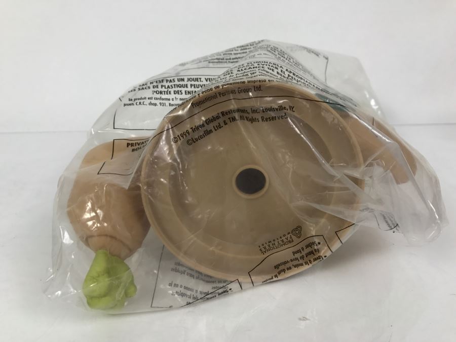 STAR WARS Episode 1 KFC Boss Nass Collectable New In Bag [Photo 6]
